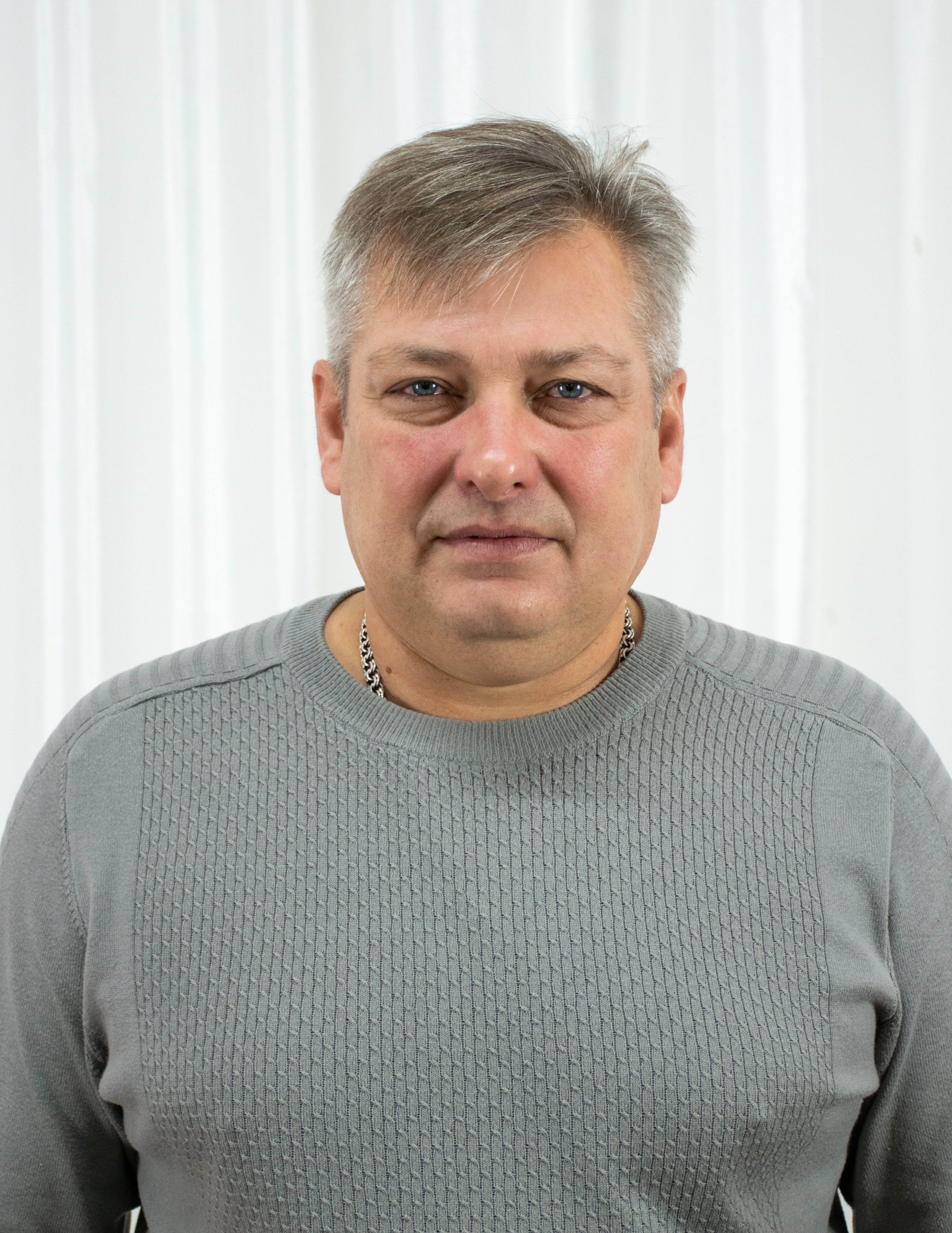 Демихов Александр Евгеньевич.